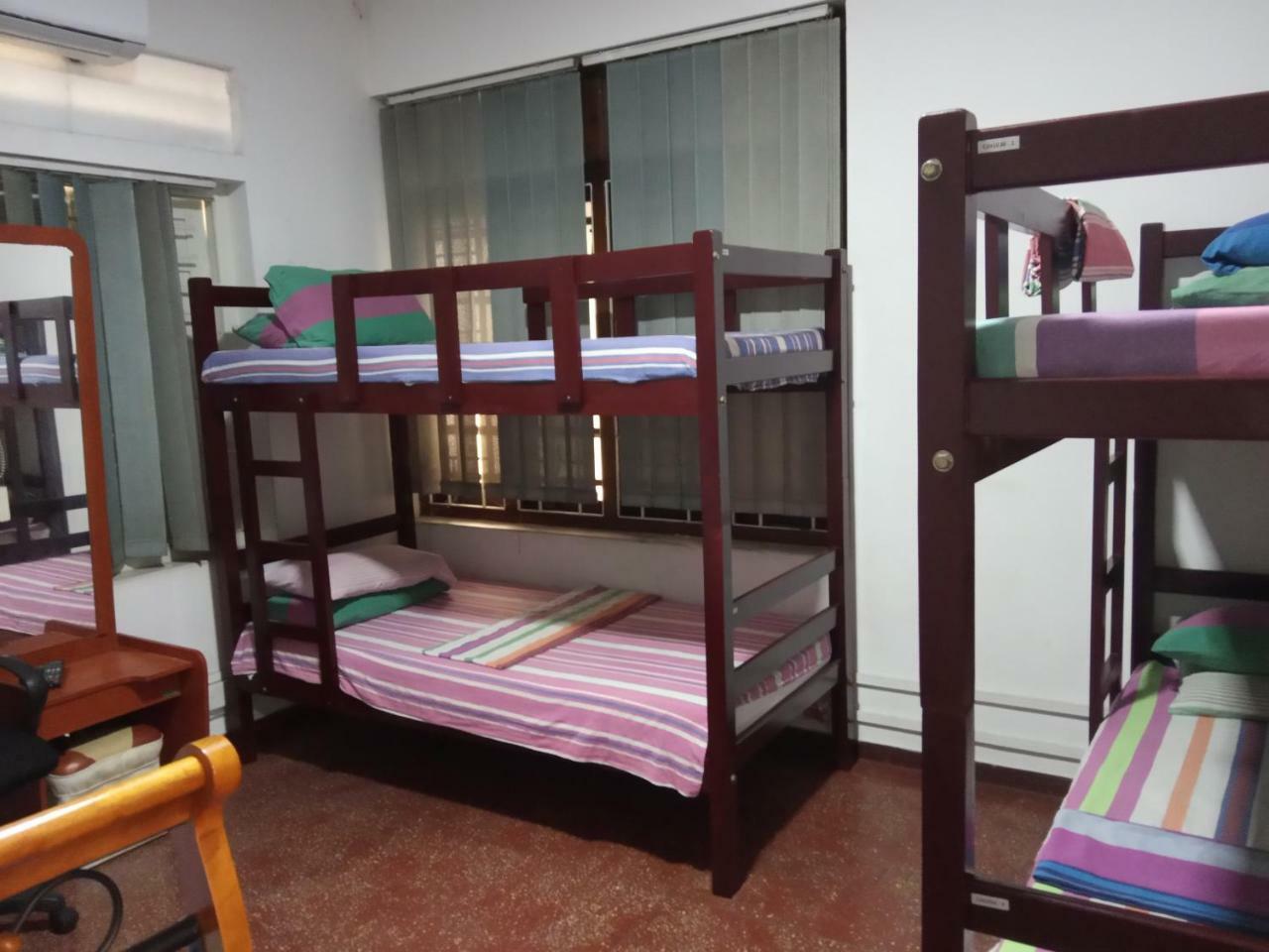 Colombo City Jumbo Backpackers Hostel Екстериор снимка