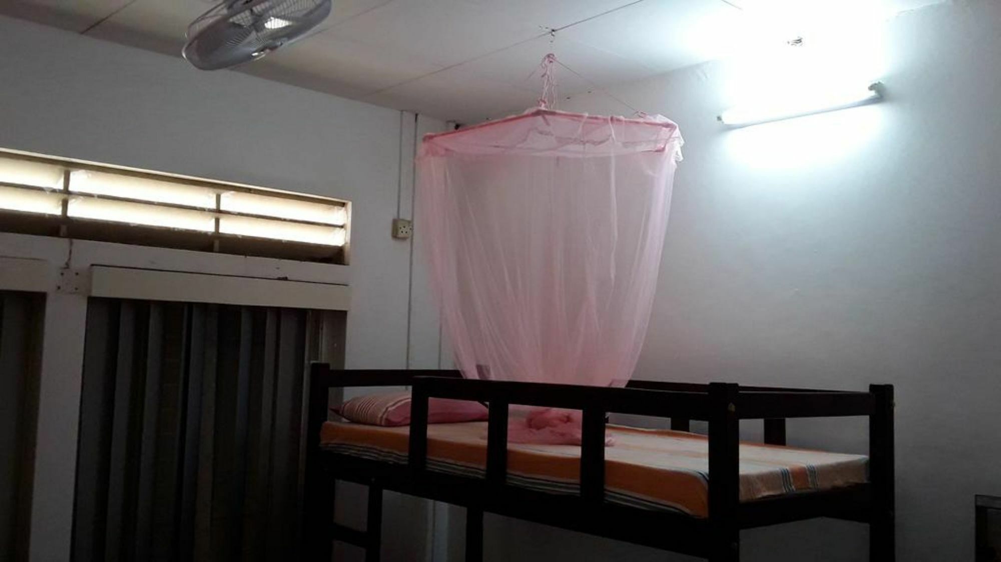 Colombo City Jumbo Backpackers Hostel Екстериор снимка